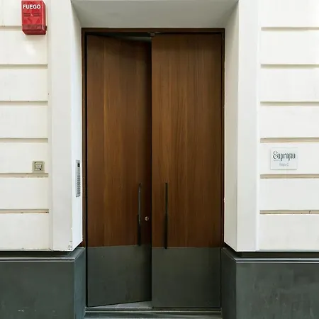 Veoapartment Angeles 1e * セビリア
